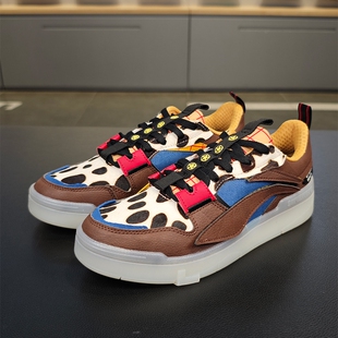 李宁板鞋男子惟吾Low玩具总动员低帮软弹轻便运动休闲鞋AGCS281