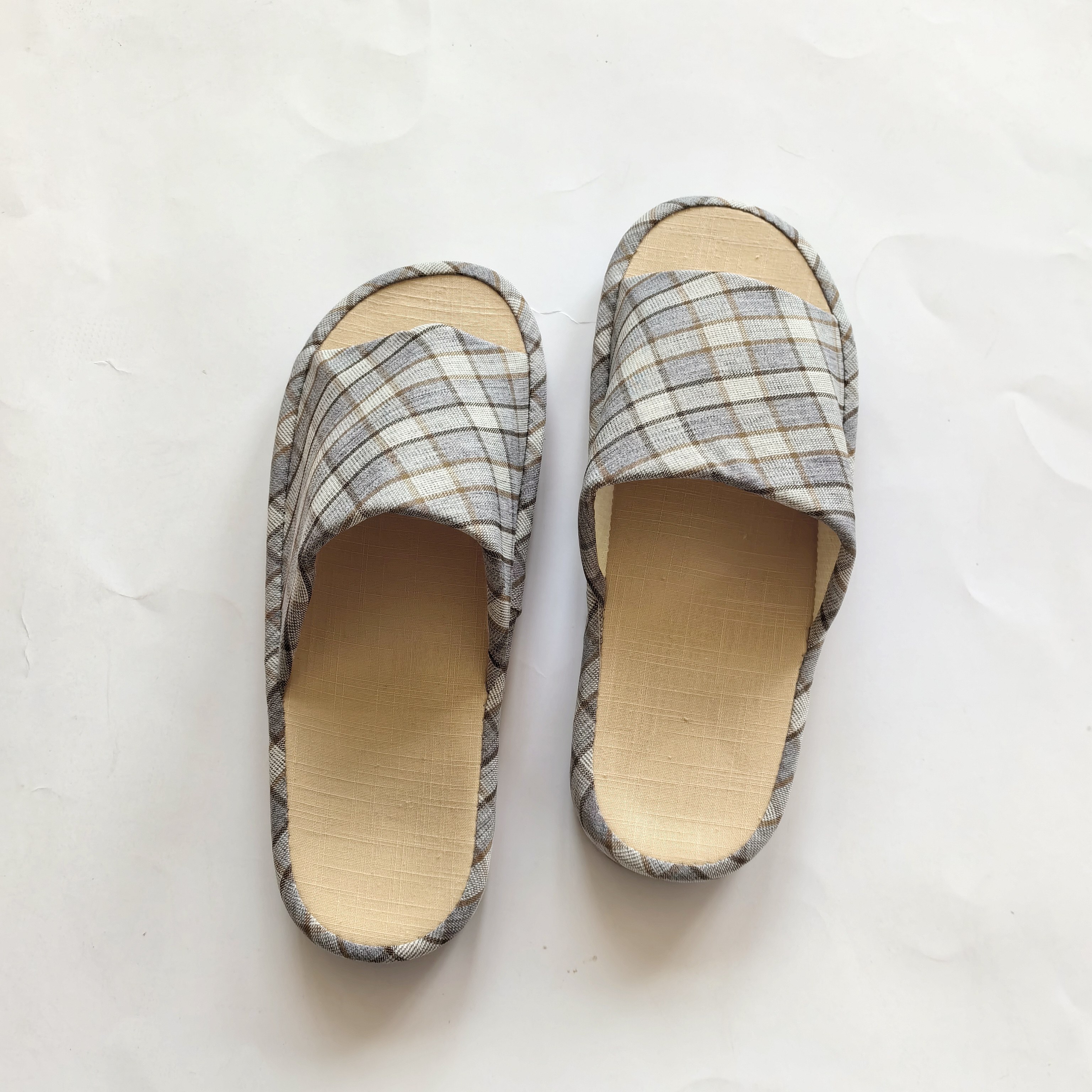 外贸出口日本日是室内居家拖鞋静音不伤地板男士盆拖瑕疵拖鞋慎重