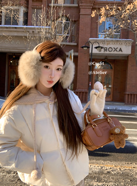 迟伞伞 蒙特利尔muffin 拼色针织连帽球球白鸭绒奶白羽绒服女外套