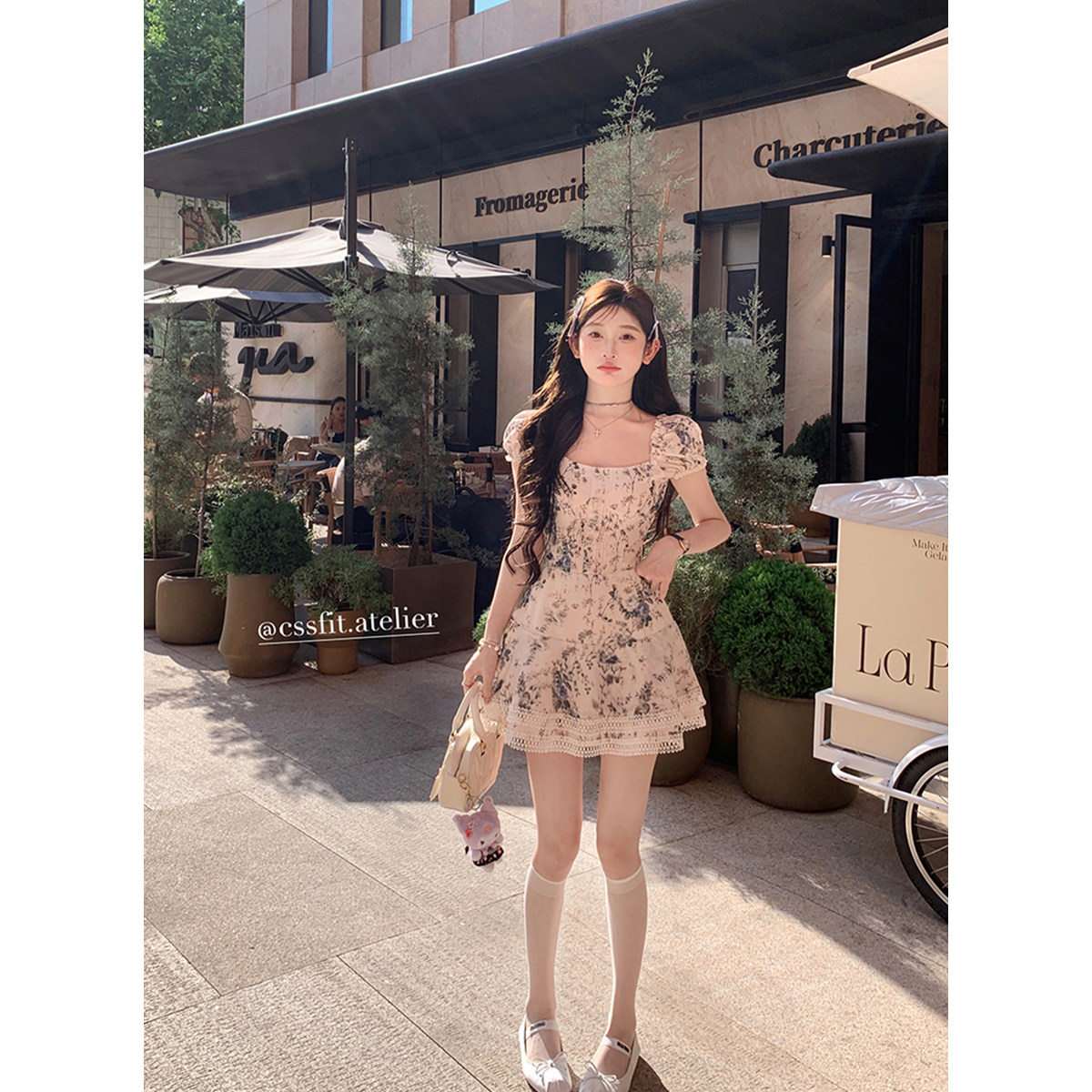 迟伞伞 沉香枝蔓 轻中式美学氛围碎花泡泡袖连衣裙女蕾丝收腰短裙,女装/女士精品,连衣裙,淘宝优惠券,粉丝福利购,淘宝优惠卷