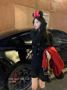 百搭半裙 女高级感针织衫 迟伞伞 布达佩斯午夜香香女孩套装