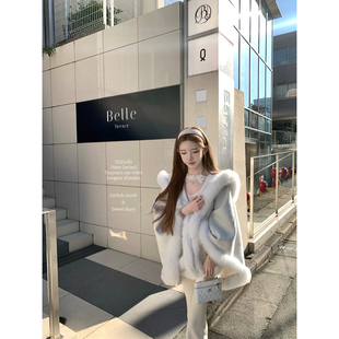 迟伞伞25/fw 苏黎世雪光 冰玉色狐狸毛羊毛双面呢连帽斗篷大衣冬