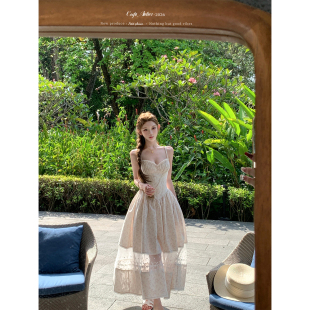 粉碎花拼接蕾丝吊带打揽系带长裙 白玉海棠 迟伞伞26