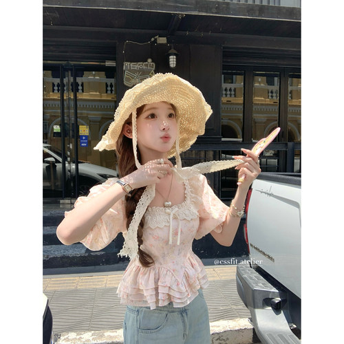 迟伞伞粉色刺绣花朵收腰上衣