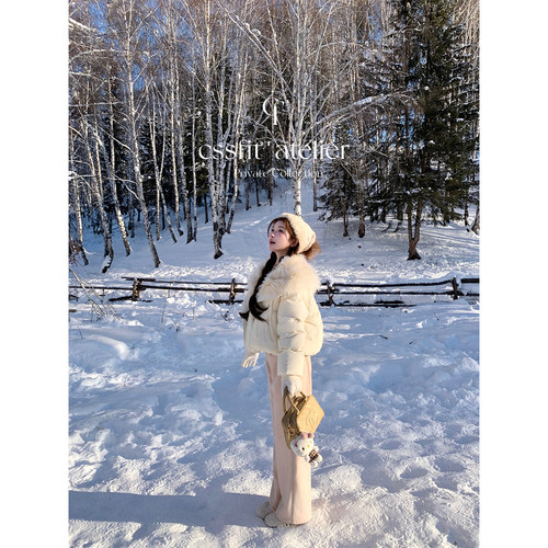 迟伞伞毛毛翻领羽绒服