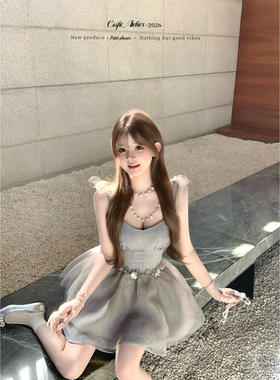 迟伞伞26/ss 格蕾华章 灰色钉钻拼纱无袖蓬蓬连衣裙V领修身吊带裙