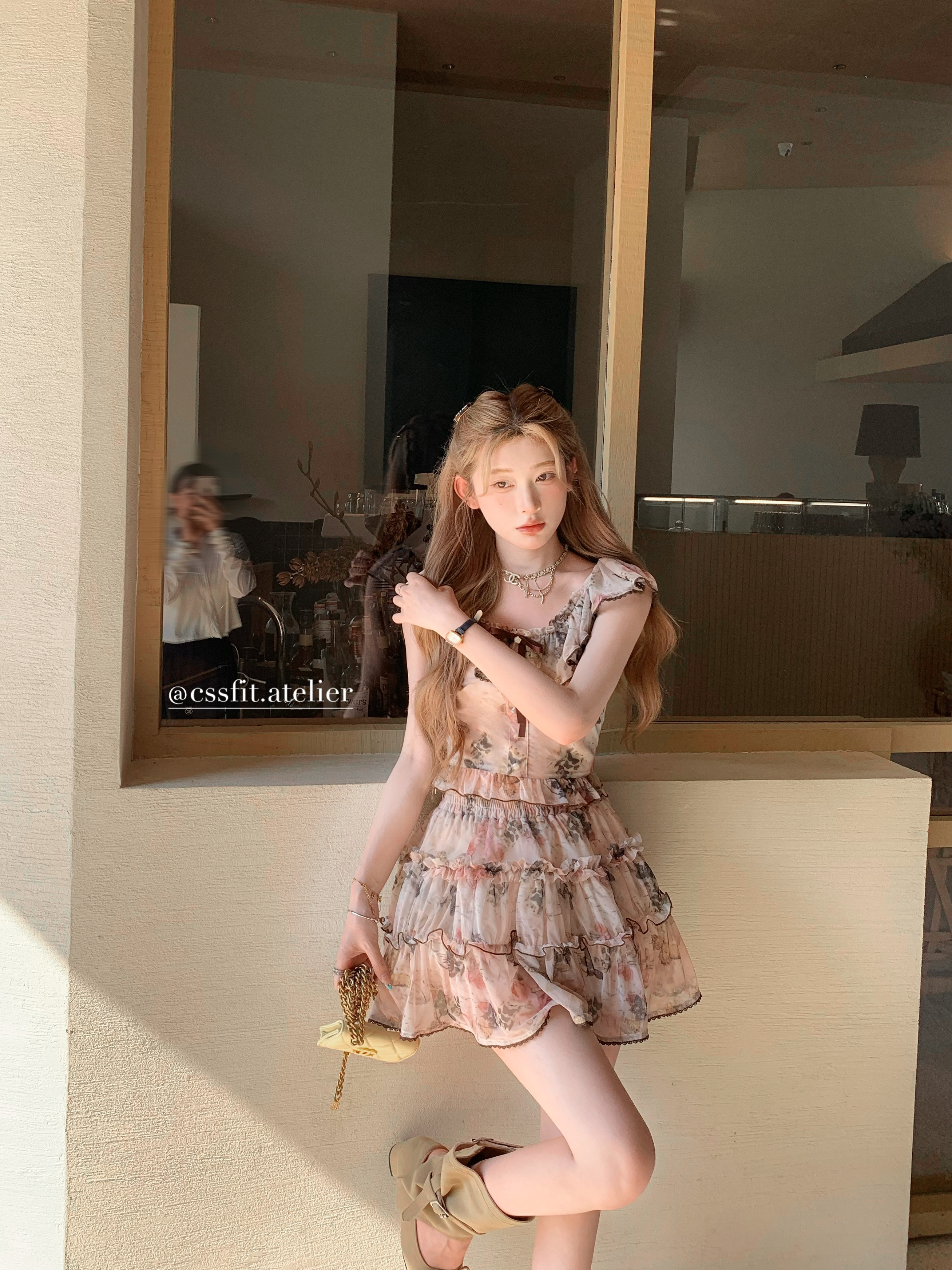 迟伞伞 古董少女 网纱印花蝴蝶花边上衣松紧腰半裙短裙时髦套装