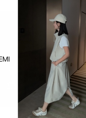 MISS RUILI定制 春季新款显瘦时尚马甲+半身裙运动休闲套装F1783