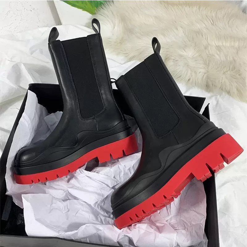 여성용 두꺼운 밑창 마틴 부츠 모나 같은 스타일 종아리 미드 첼시 부츠 가을 겨울 플러스 벨벳 슬림 침니 부츠 라지 사이즈 41-43