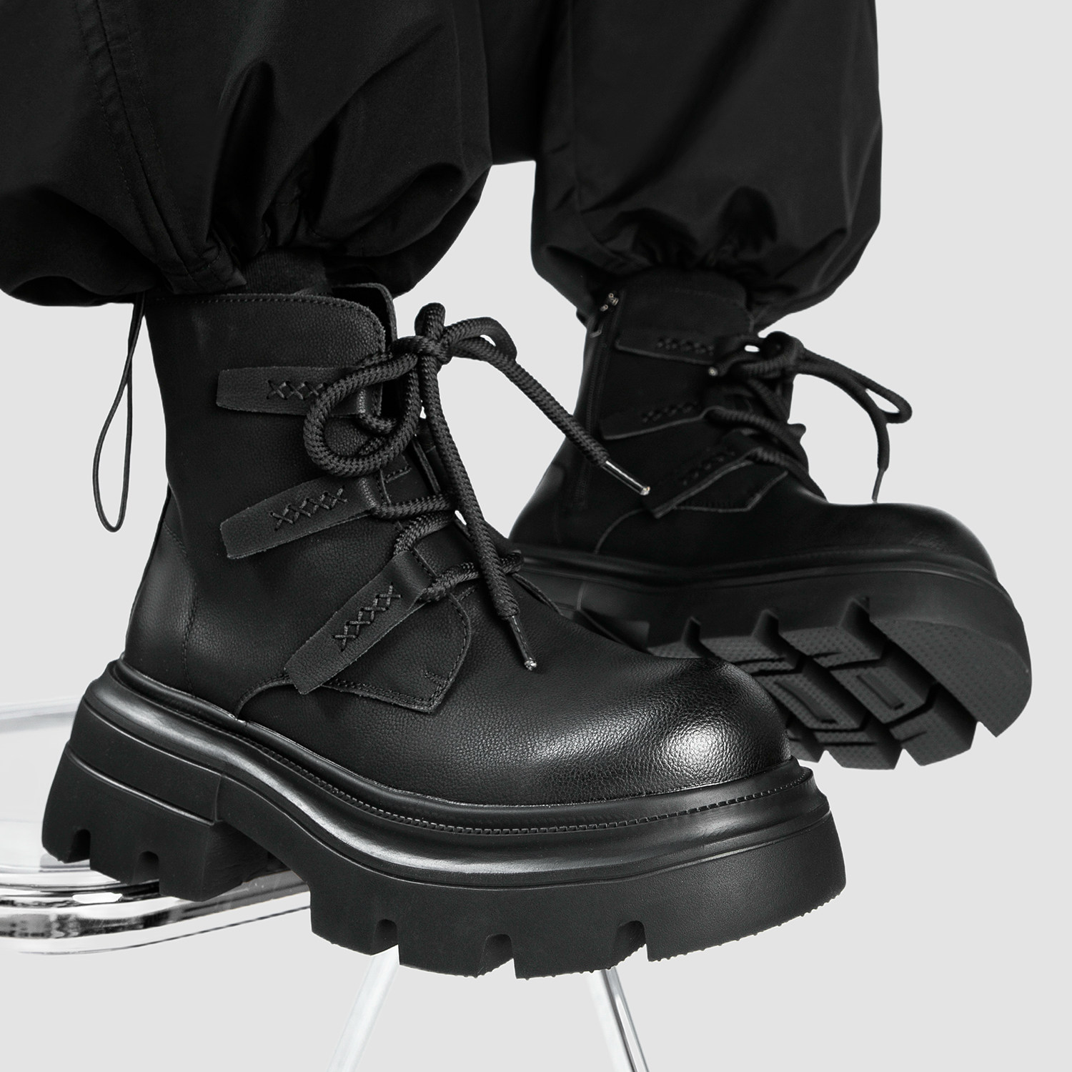 马丁靴男款小众大头厚底增高英伦风工装靴新款真皮潮流百搭机车靴