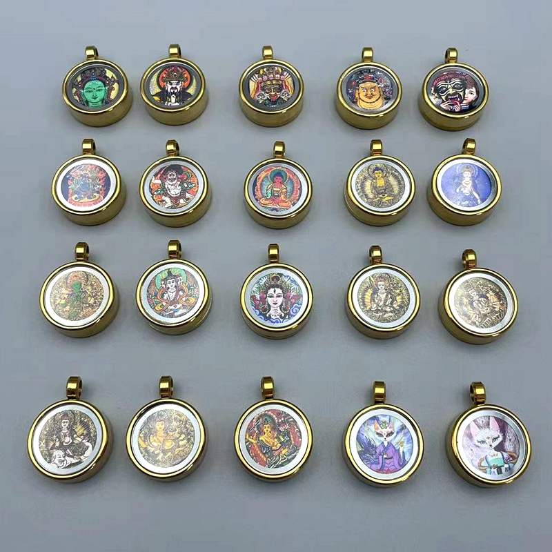 西藏手绳钛钢随身小唐卡扎基拉姆凤九狐仙黄五路财神嘎乌盒护身符