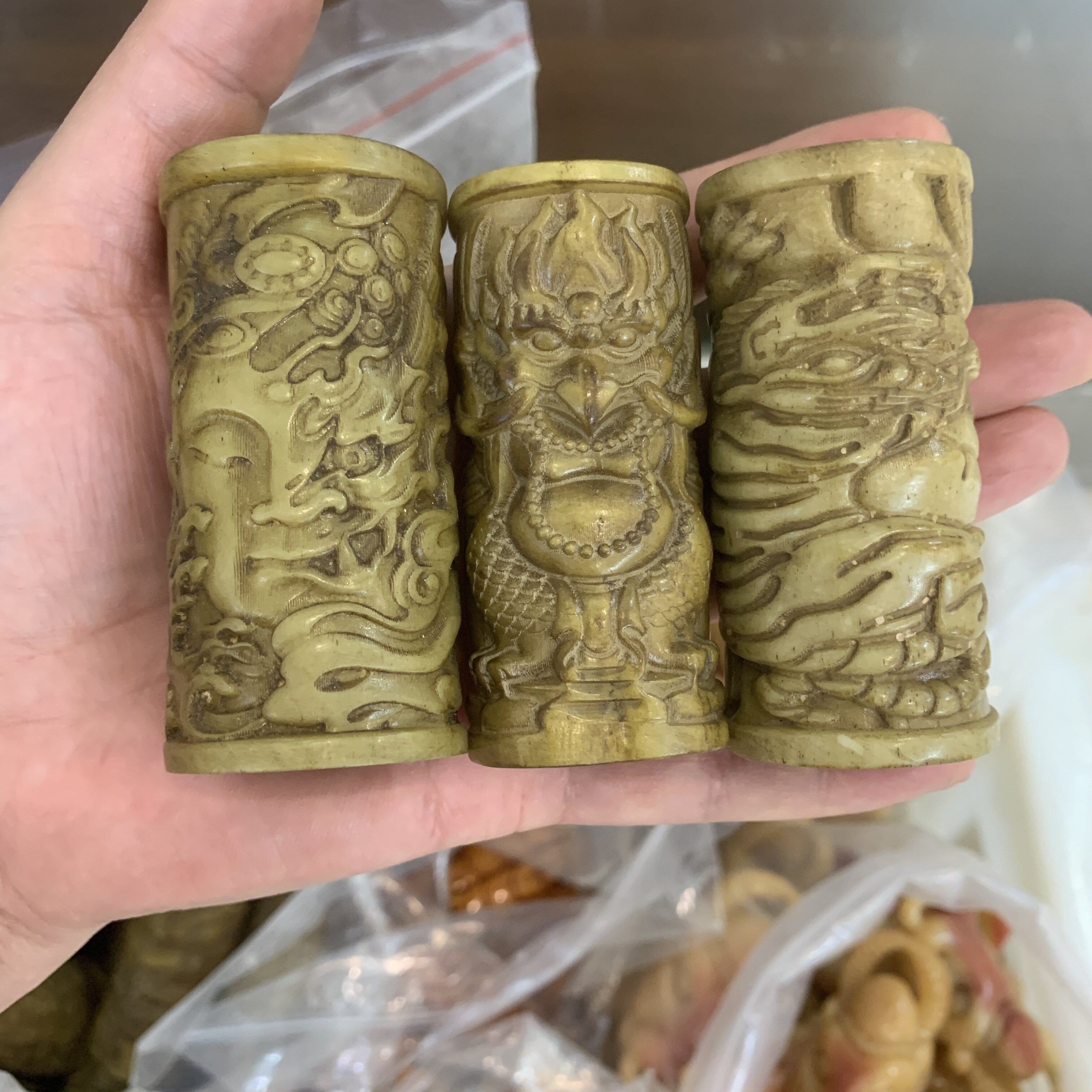 精品驼骨雕刻手把件配饰高端文玩把玩收藏品藏式配饰diy包挂件