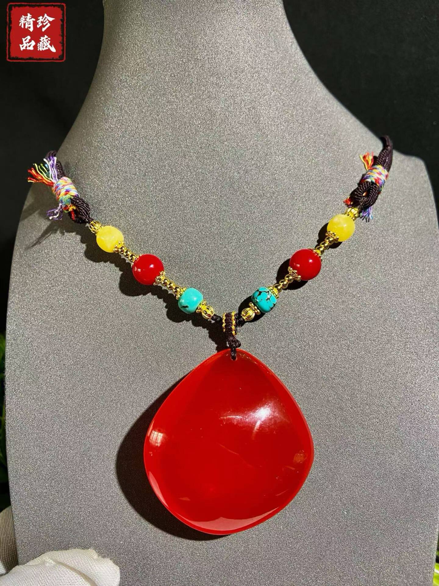 鱼惊石吊坠红色青鱼石吊坠鱼骨项链鱼骨吊坠男女通用