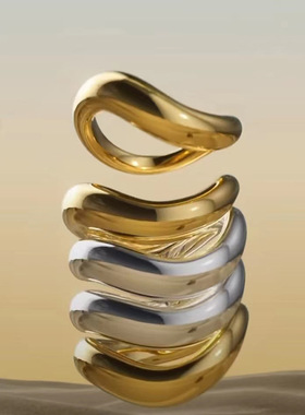 2023新款欧美跨境时尚小众设计弯曲弧面戒指钛钢镀18K金指环食指