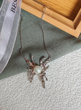 天然淡水珍珠特厚馒头珠甜酷蝴蝶项链