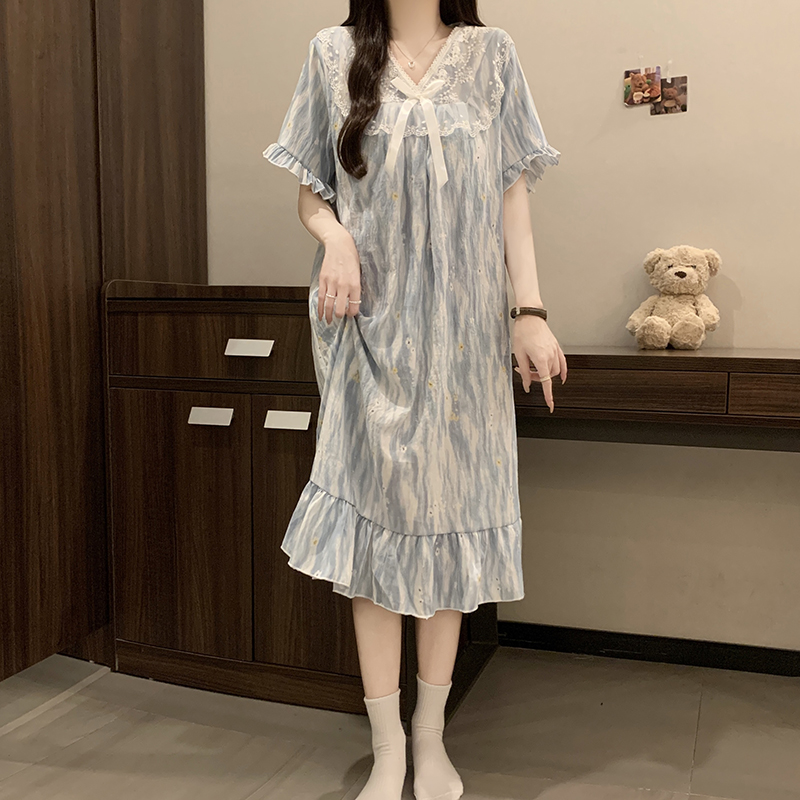 公主风睡裙带胸垫一体式可外穿