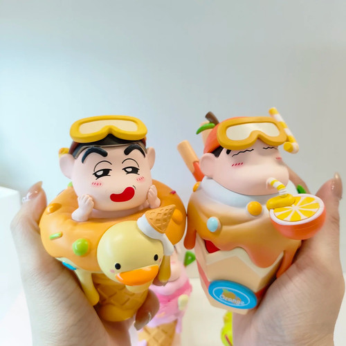 蜡笔小新冰淇淋系列盲盒袋蓝莓橙子可爱手办桌面摆件装饰生日礼物