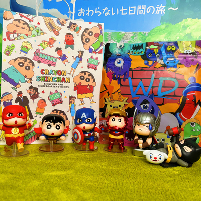 泡泡崎漫蜡笔小新盲盒6款英雄联盟系列卡通手办创意装饰摆件礼物