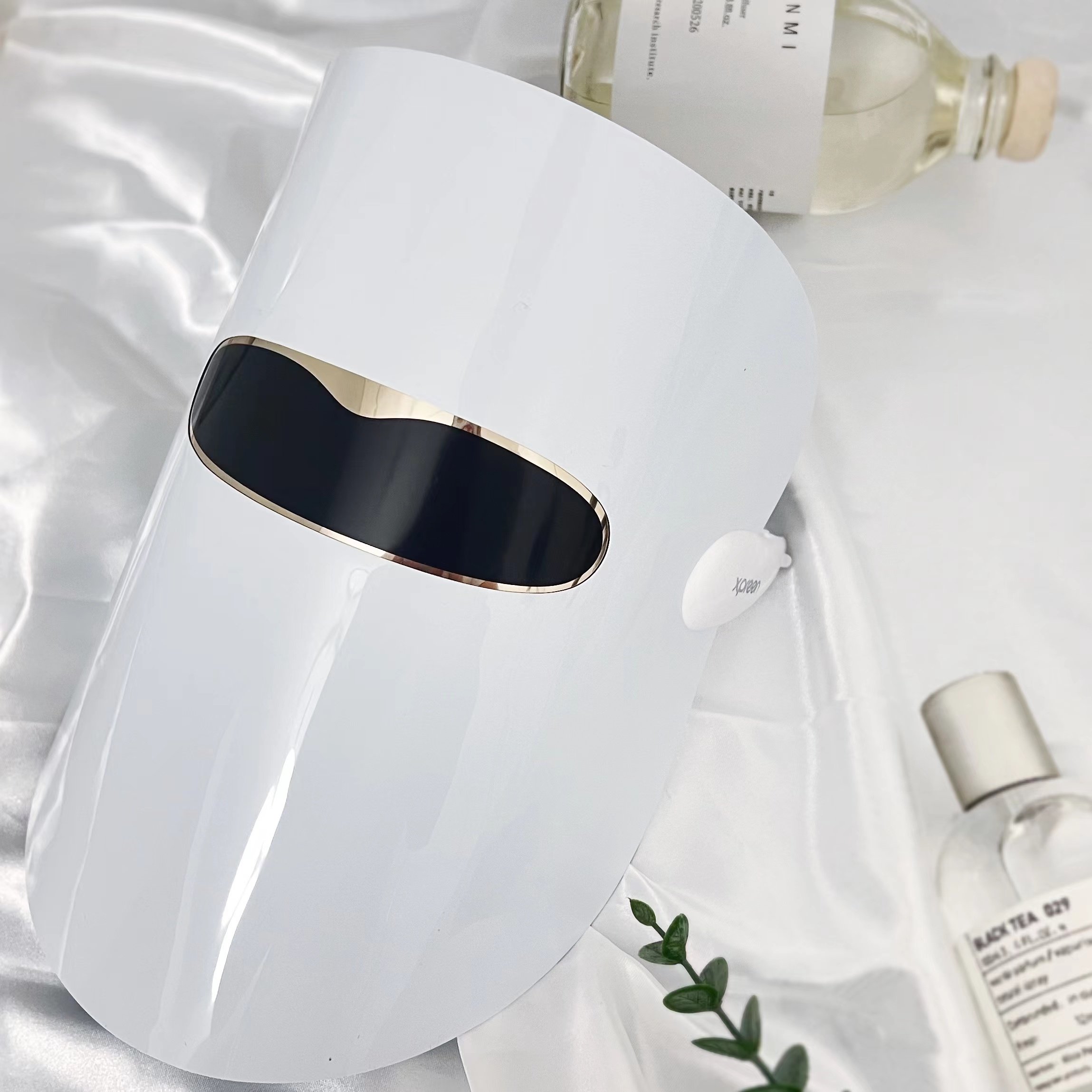 Xpreen家用祛痘印三色彩光美容仪