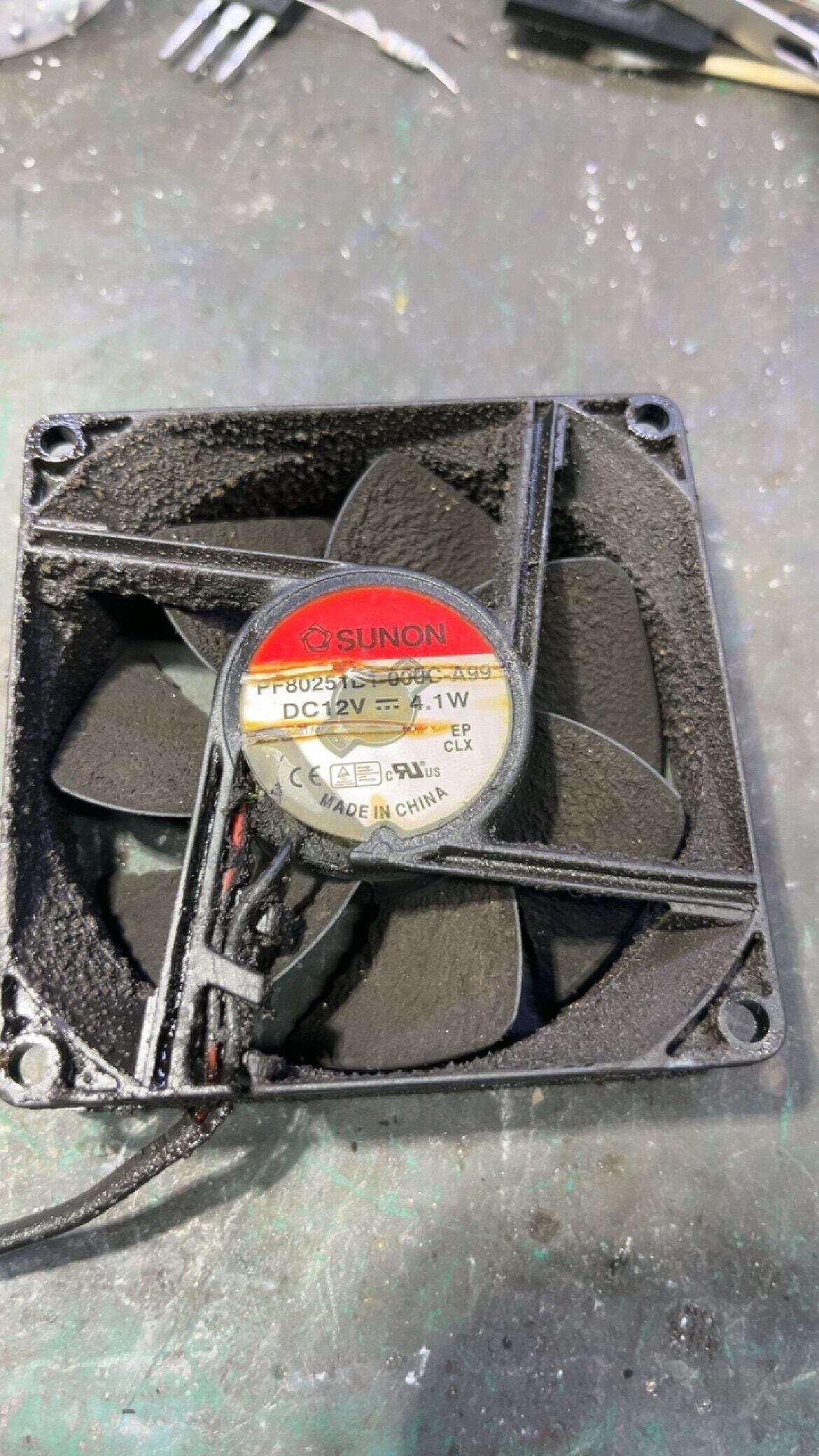 建准SUNON EE80252B2-D000-F99 DC12V 4.1W变频器风扇8CM