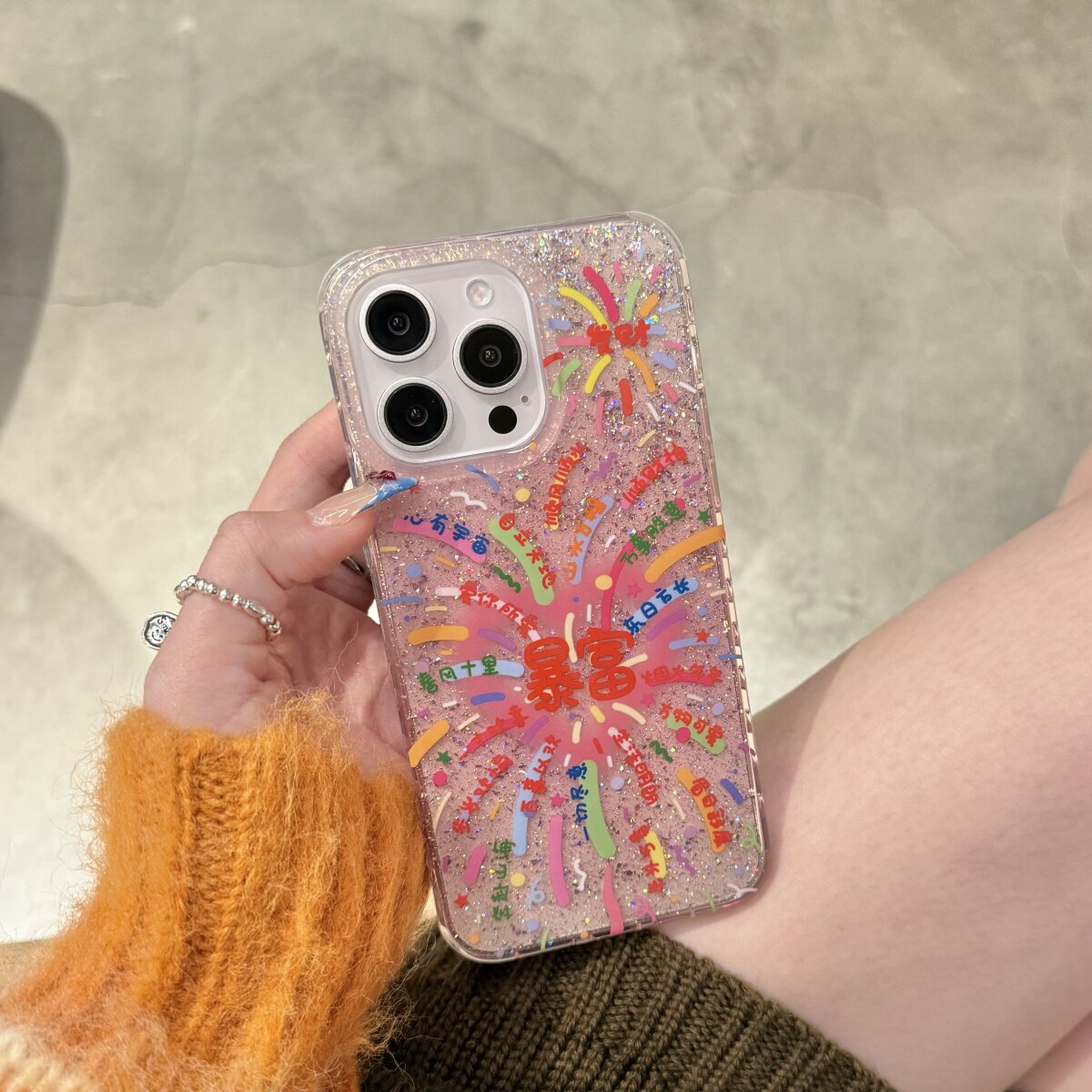 璀璨闪粉暴富烟花流苏链条适用iphone16promax苹果16手机壳15pro双层14高级感亮片13防摔12保护套女