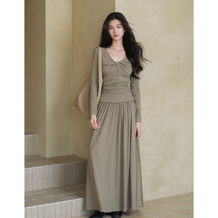 贰羊设计【青烟】复古温柔风蕾丝拼接纯欲亲肤上衣半裙套装女秋季