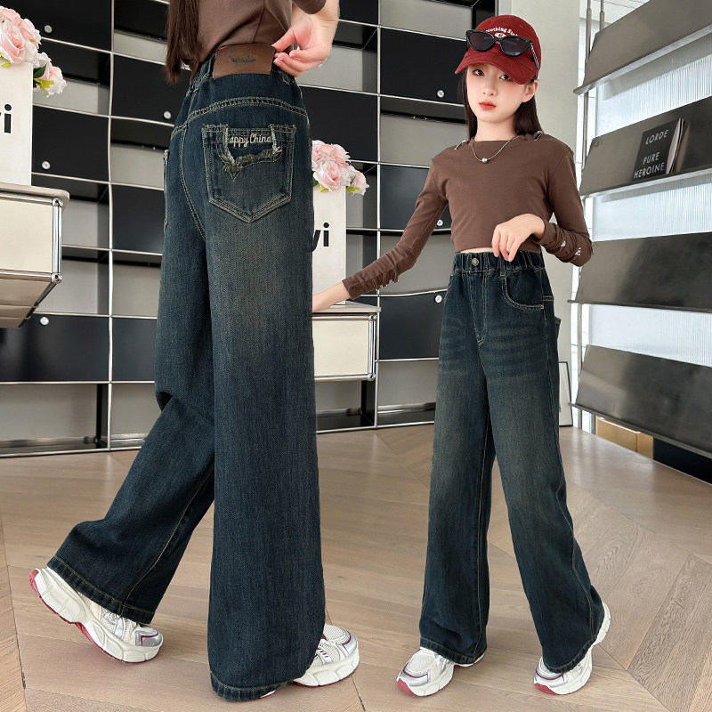 女童牛仔裤春秋款2026新款春秋中大童春季窄版阔腿儿童直筒长裤子