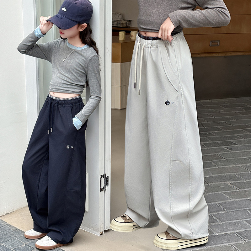 女童弯刀裤春秋2026新款中大童抽绳阔腿卫裤初中生宽松运动长裤子