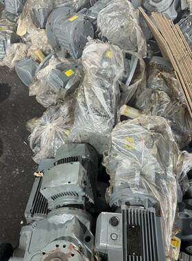 议价-KF67，型号D90L4，功率1.5KW，68.95速比每分