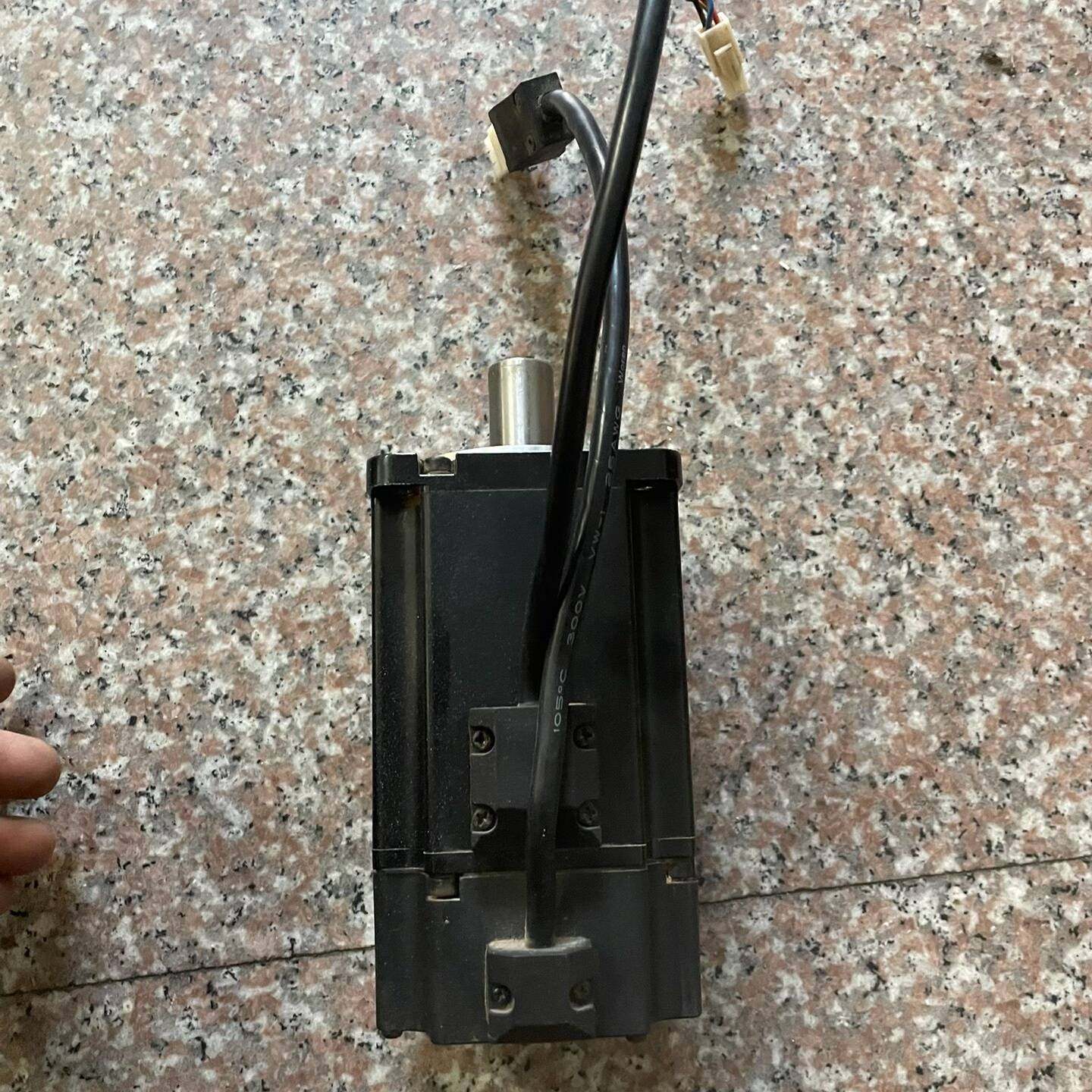 议价-雷赛伺服电机ACM8008M2H-83-D-SS（750w）