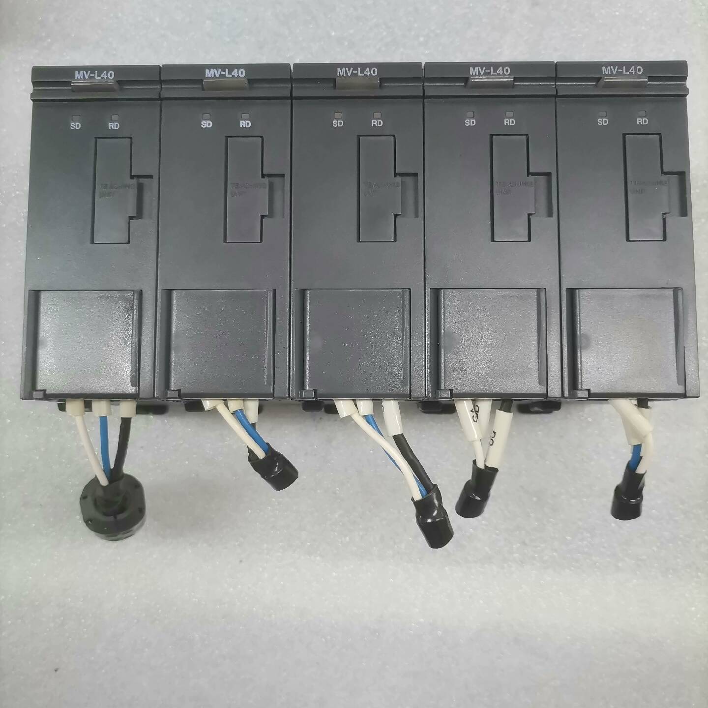 议价-KEYENCE基恩士MV-L40可编程控制器现货供应