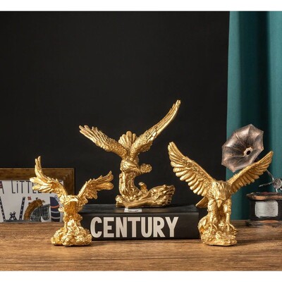 Nordic Resin Golden Eagle Falcon Statue Craft Sculpture