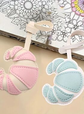 2 Pieces of Plastic Keychain Accessories for Cow Horn Bags,