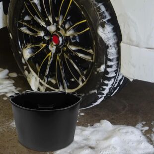 Car Wash Bucket Can Hold Brushes and Store Them in The