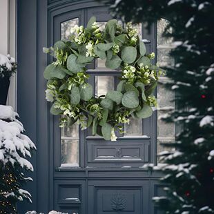 33cm Lifelike Flowers Green Eucalyptus Wreath Spring Summer