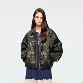 新款 UOOYAA 乌丫2026春季 「奇幻海底」贴布绣擦色皮夹克