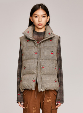 UOOYAA/乌丫经典「动感樱桃」胶囊系列复古羽绒马甲