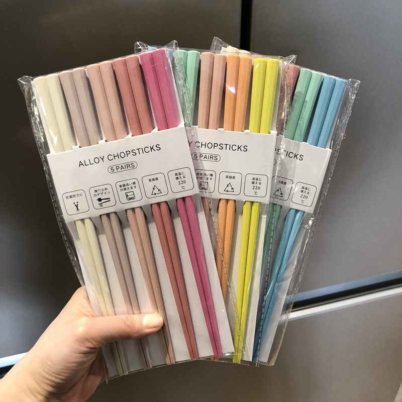 高颜值糖果色筷子家庭用分餐一人一筷粉色少女心马卡龙防霉合金筷,餐饮具,筷子,淘宝优惠券,粉丝福利购,淘宝优惠卷