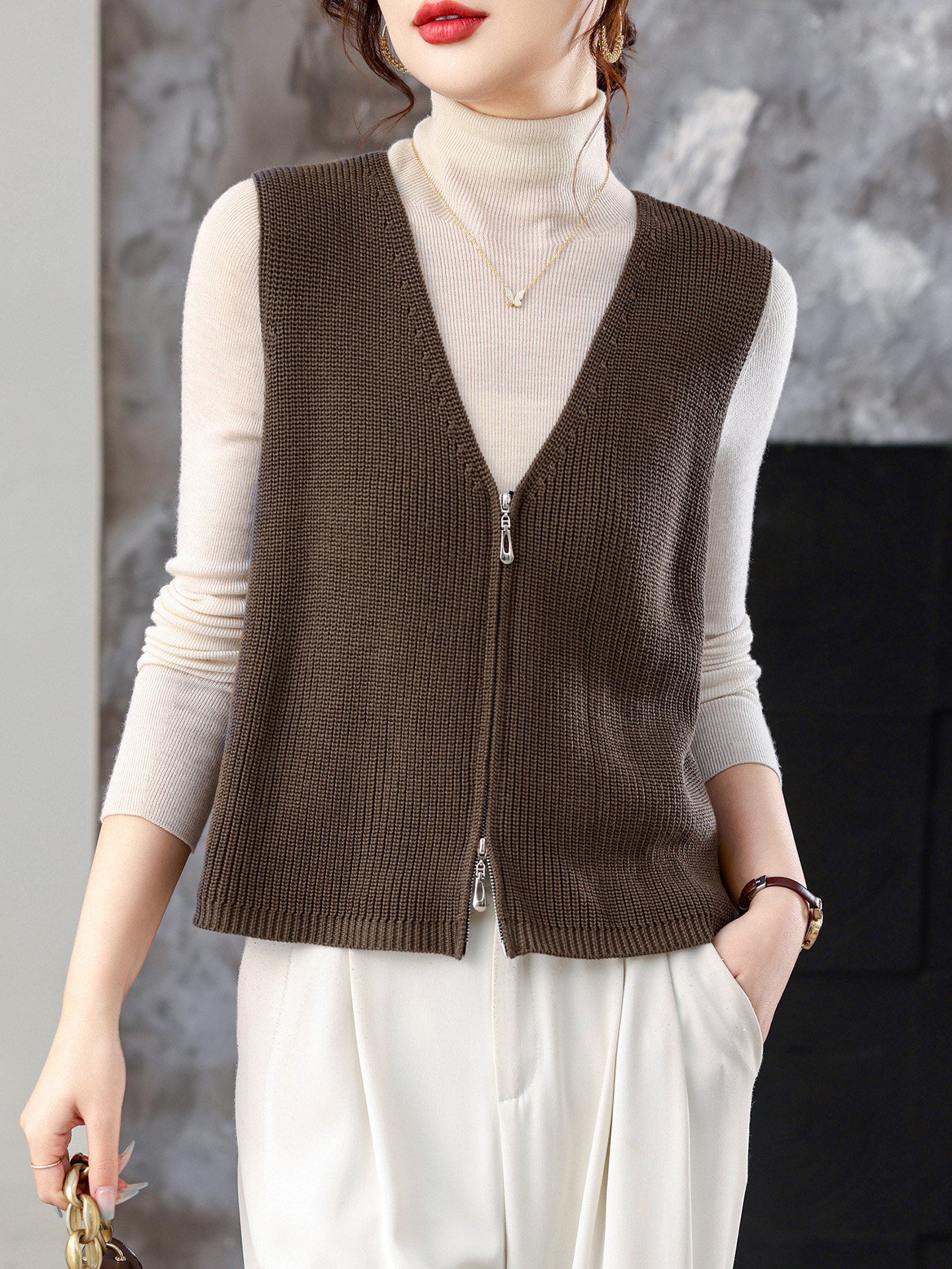 短款拉链针织开衫马甲背心女士春秋2025新款时尚外穿V领毛衣坎肩