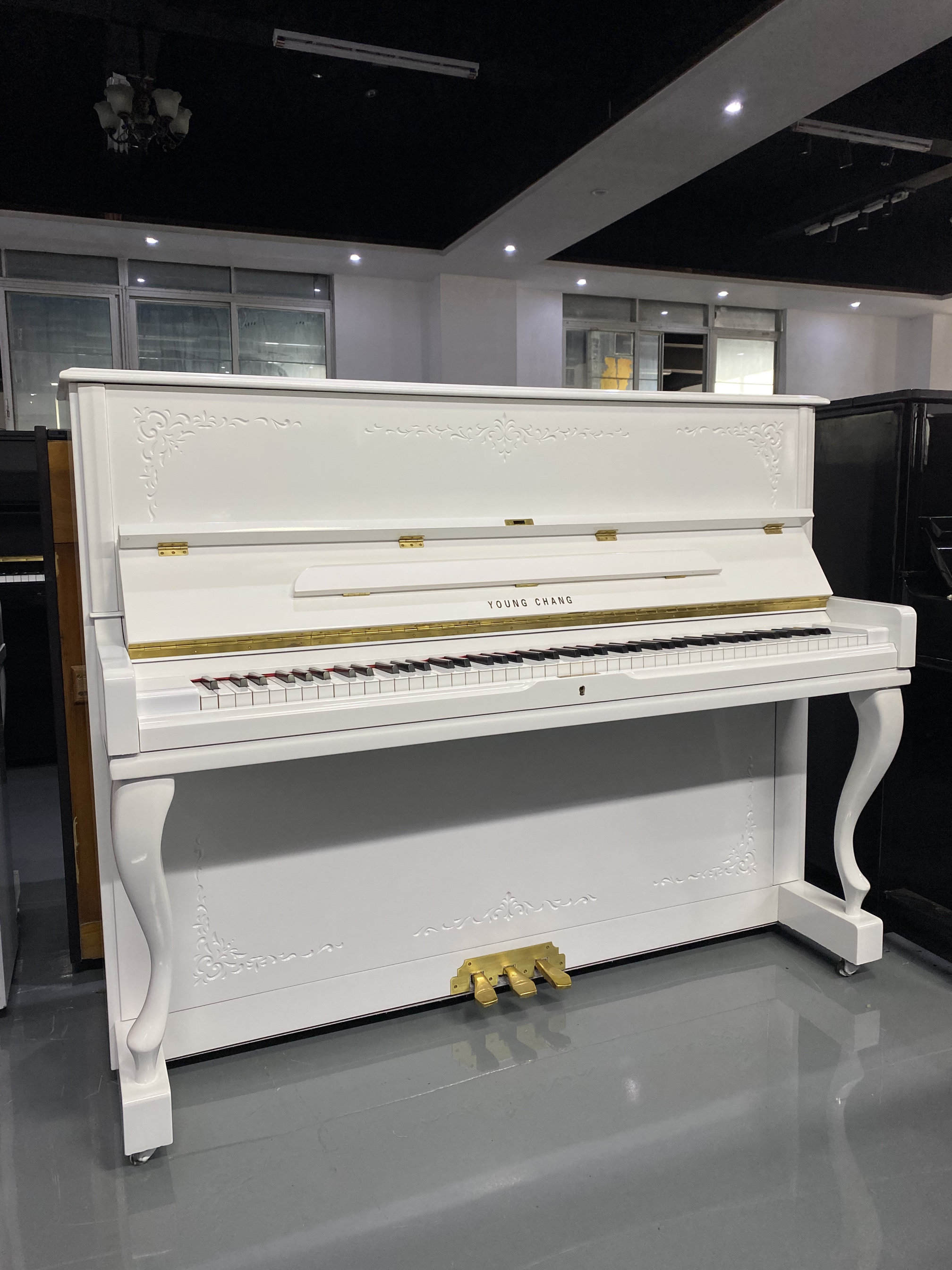 原装进口二手钢琴韩国英昌U121儿童成人家用初学者考级立式钢琴