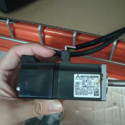 议价 HC-MFS13伺服电机 100W 3AC 105V 0 可维修