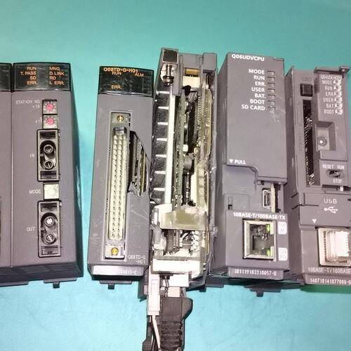 议价QJ71LP21S-25 Q04UDEHCPU Q06UDVCPU PLC模块可维修