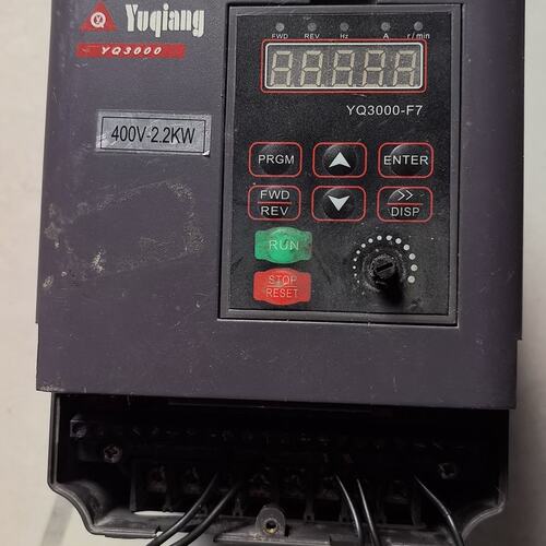 议价誉强变频器 YQ3000-F7-402P2G 2.2KW可维修