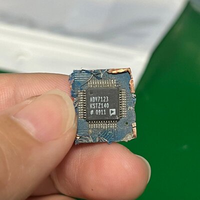 议价ADV7123 KSTZ140芯片，。3个可维修