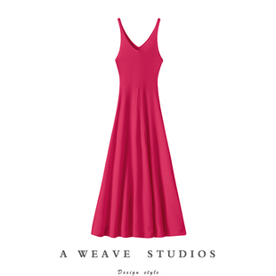 气质女神范~神仙色白色V领吊带羊绒连衣裙伞裙女长款羊绒衫