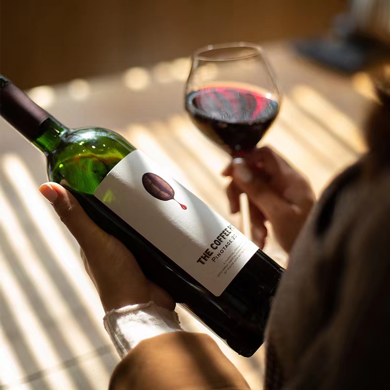 浓郁咖啡风味~南非进口咖啡壶皮诺塔吉干红葡萄酒巧克力 高档红酒