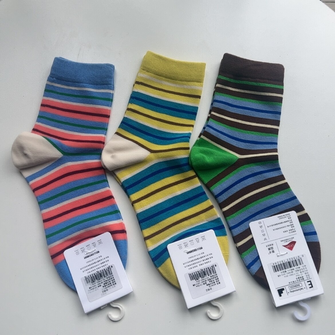 撞色条纹多巴胺短袜春夏薄款女袜复古糖果色无骨中筒棉袜运动袜