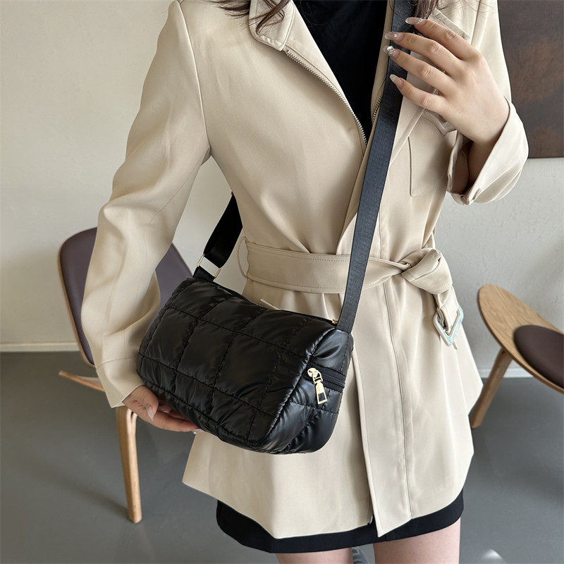 纯色包包女2025新款潮流菱格单肩棉绒包时尚百搭休闲洋气斜挎小包,箱包皮具/热销女包/男包,通用款女包,淘宝优惠券,粉丝福利购,淘宝优惠卷