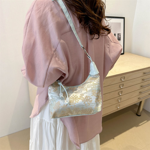 国风丝绸刺绣旗袍包包女2026新款