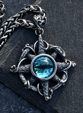 轻奢复古上帝之眼十字架吊坠男士个性潮人钛钢项链嘻哈ins毛衣链